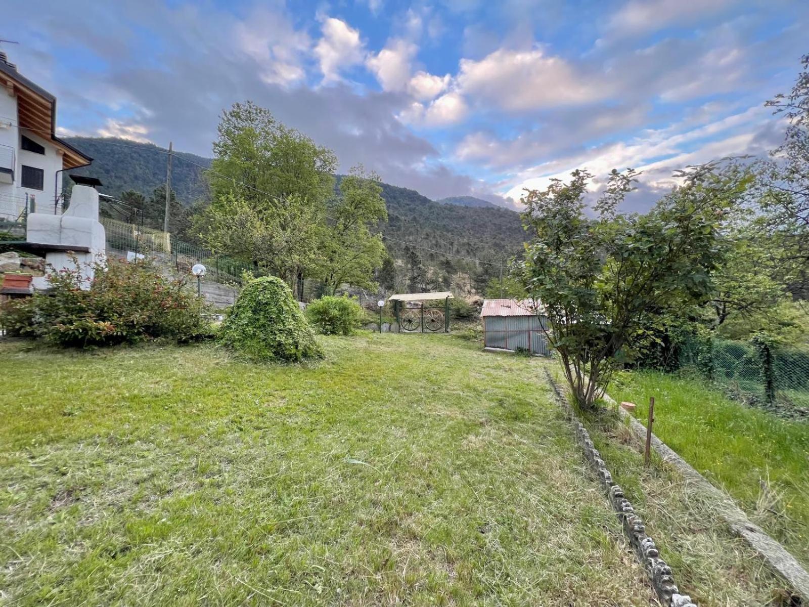 Appartamento Con Giardino Privato. Rubiana Exterior photo